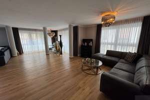 Moderne 3-Zimmer Wohnung in der Düsseldorfer Innenstadt mit Aufzug und Tiefgarage – Liefergasse 1A, 40213 Altstadt, Düsseldorf – Vorschaubild 3