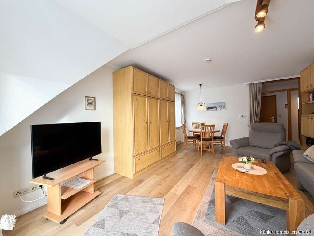 Immobilie in Büsum - 2-Zimmer-Eigentumswohnung im 1. OG nahe der Familienlagune mit ca. 45 m² Wohnfläche auf Eigenland - Bild 2