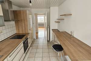 1500 € - 90 m² - 3.0 Zi.