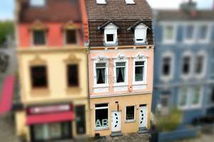 Attraktives Mehrfamilienhaus in Bremen – 4 Einheiten, Gewerbe & Entwicklungspotenzial