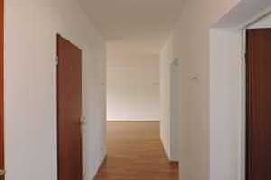Helle, großzügige 3-Zimmer-Wohnung mit schönem Balkon . Provisionsfrei – Die vollständige Adresse der Immobilie erhältst du vom Anbieter., 63073 Bieber, Offenbach am Main – Vorschaubild 5