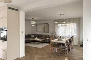 Modernisiertes, freistehendes Einfamilienhaus in Toplage - direkt am Schlosspark! – Die vollständige Adresse der Immobilie erhältst du vom Anbieter., 47441 Mitte, Moers – Vorschaubild 4