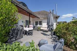 Gemütliches Einfamilienhaus mit Kamin, Garten, Stellplätzen & Platz für die Familie in Wehrheim – Die vollständige Adresse der Immobilie erhältst du vom Anbieter., 61273 Wehrheim – Vorschaubild 2