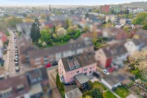 Großzügiges Mehrfamilien- o. Mehrgenerationenhaus in sehr gepflegtem Zustand m. schöner Gartenanlage – Die vollständige Adresse der Immobilie erhältst du vom Anbieter., 52080 Haaren, Aachen – Vorschaubild 2