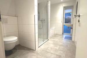 Moderne 2-Zimmer-Erdgeschosswohnung mit Terrasse & Außenstellplatz zur Nachmiete – 26125 Nadorst, Oldenburg (Oldenburg) – Vorschaubild 2