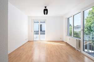 Große 2-Zimmer Wohnung mit viel Licht und Weite – Die vollständige Adresse der Immobilie erhältst du vom Anbieter., 80689 Blumenau, München – Vorschaubild 3