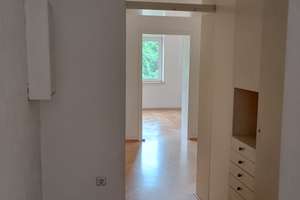 Großzügige 4-Zimmer-Wohnung in zentraler Lage von Köln-Deutz – Die vollständige Adresse der Immobilie erhältst du vom Anbieter., 50679 Deutz, Köln – Vorschaubild 10