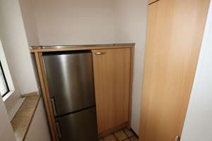 + Bilk / Flehe + 4-Zimmer-Wohnung + ca. 109 m² Wohnfläche + renoviert + 1. OG + im 3-Familienhaus + – Die vollständige Adresse der Immobilie erhältst du vom Anbieter., 40223 Bilk, Düsseldorf – Vorschaubild 4
