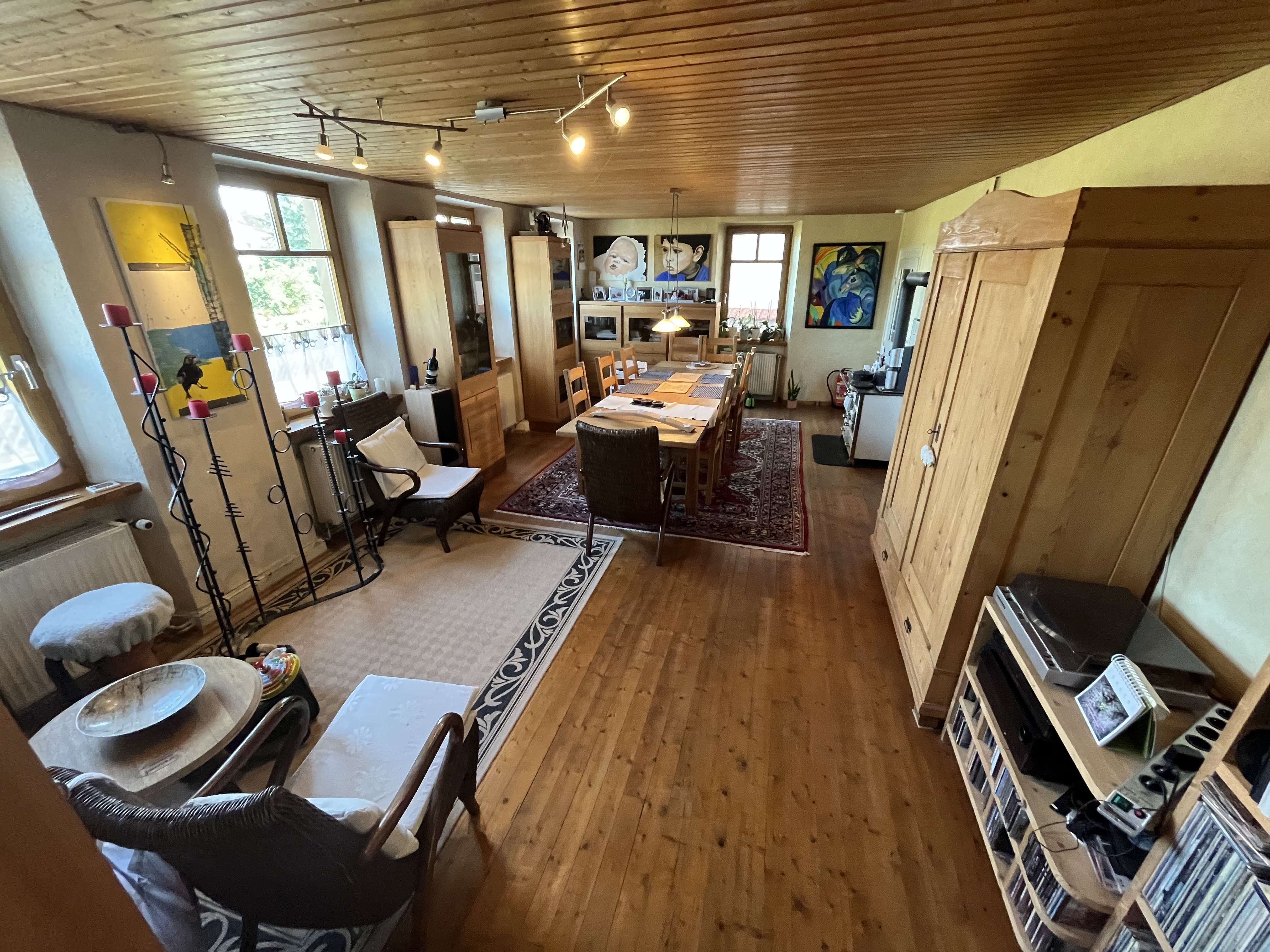 Immobilie in Horrweiler - Geräumiges Bauernhaus mit 10 Zimmern in Horrweiler - Bild 2