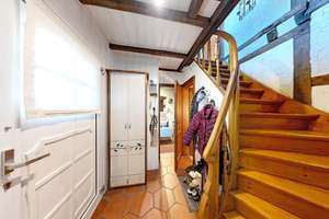 FREISTEHENDES 1-FAMILIENHAUS  PLUS SEPARATEN APARTMENT, DOPPELCARPORT, GRUNDSTÜCK 823m² IN SOLINGEN – Die vollständige Adresse der Immobilie erhältst du vom Anbieter., 42659 Solingen-Mitte, Solingen – Vorschaubild 8