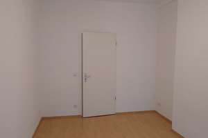3-Zimmer-Altbauwohnung im 3. OG als Kapitalanlage – Petersburger Straße 39, 10249 Friedrichshain, Berlin – Vorschaubild 6