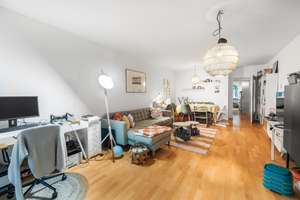 Eine absolute Rarität: ruhige Gartenwohnung im Rückgebäude mitten im Glockenbach! – Die vollständige Adresse der Immobilie erhältst du vom Anbieter., 80469 Glockenbach, München – Vorschaubild 3
