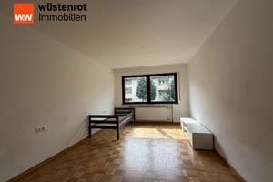 Helle und sonnige 3,5-Zimmer-Wohnung mit Balkon in Stuttgart-Hedelfingen – Die vollständige Adresse der Immobilie erhältst du vom Anbieter., 70329 Hedelfingen (Ortsteil), Stuttgart – Vorschaubild 5
