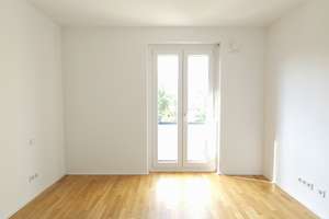 Komfort trifft Stil – sonnenverwöhnte 2,5-Zi.-Wohnung mit Einbauküche – Karlsbader Platz 8, 65197 Rheingauviertel / Hollerborn, Wiesbaden – Vorschaubild 7