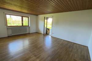 4-Zimmer-Wohnung im EG mit überdachter Terrasse, Gartenanteil und Garage – Die vollständige Adresse der Immobilie erhältst du vom Anbieter., 83083 Riedering – Vorschaubild 4