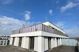 Moderne 4 Zimmer Wohnung mit großer Dachterrasse