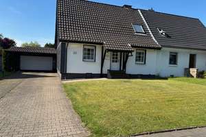 NEUER KAUFPREIS - Doppelhaushälfte mit großzügigem Garten in begehrter Lage – Die vollständige Adresse der Immobilie erhältst du vom Anbieter., 44579 Castrop-Rauxel – Vorschaubild 4