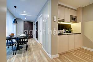 MÖBLIERT - BESTE LAGE - Modernes Business Apartment mit Balkon – Die vollständige Adresse der Immobilie erhältst du vom Anbieter., 70191 Heilbronner Straße, Stuttgart – Vorschaubild 11