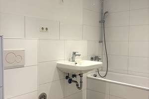 Großzügiges Appartement mit Südbalkon in ruhiger Seitenstraße - sofort bezugsfrei – Die vollständige Adresse der Immobilie erhältst du vom Anbieter., 81373 Land in Sonne, München – Vorschaubild 5