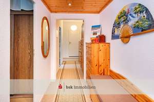 Gepflegte und familienfreundliche 3,5-Zimmer-Wohnung mit großer Loggia – Die vollständige Adresse der Immobilie erhältst du vom Anbieter., 13051 Neu-Hohenschönhausen, Berlin – Vorschaubild 2