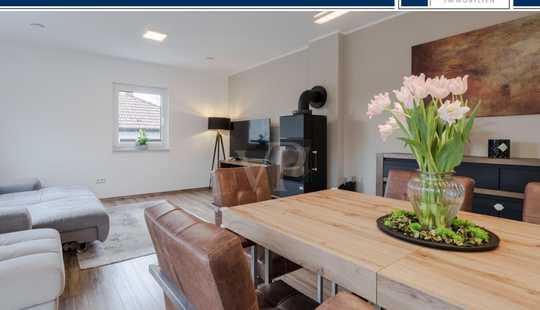 Bild von Ruhige Idylle mit großem Garten: Neuwertiges A+-Haus mit exklusiver EBK, Garage und Stellplätzen!