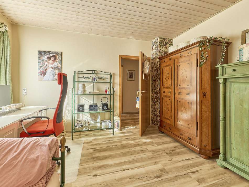 Schlafzimmer 2, OG (2)