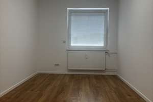 Schöne 4-Zimmer-Wohnung mit Einbauküche und 2 Balkons in Wolfsburg – Weimarer Straße 32, 38444 Westhagen, Wolfsburg – Vorschaubild 5