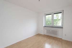 Modernisierte 3-ZKB-Wohnung mit Balkon, EBK und Garage in Kassel-Kirchditmold – 34130 Kirchditmold, Kassel – Vorschaubild 12