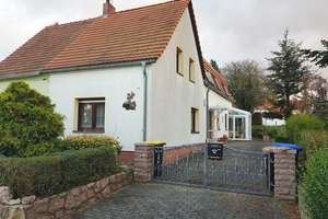 Doppelhaushälfte mit Wintergarten und Bungalow-reserviert bis 31.10.2025 – Die vollständige Adresse der Immobilie erhältst du vom Anbieter., 1662 Meißen – Vorschaubild 2