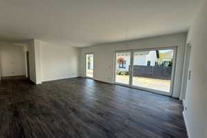 Neues Einfamilienhaus mit Terrasse, Garten & Stellplatz in Bad Hersfeld – Ludwig-van-Beethoven-Ring 2, 36251 Hersfeld-Rotenburg (Kreis) – Vorschaubild 6