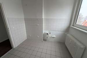 Licht, Ruhe, Zuhause – Charmante Dachgeschosswohnung mit Wohlfühlfaktor in Salzgitter-Bad – Am Ziesberg 18, 38259 Salzgitter-Bad, Salzgitter – Vorschaubild 4