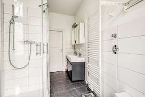 Stilvoll sanierter Altbau mit Wasserblick in zentraler Lage – Die vollständige Adresse der Immobilie erhältst du vom Anbieter., 10553 Moabit, Berlin – Vorschaubild 8