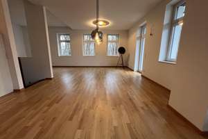 Exklusives Leben an der Alsterschleife über 2 Etagen – Die vollständige Adresse der Immobilie erhältst du vom Anbieter., 22399 Lemsahl-Mellingstedt, Hamburg – Vorschaubild 3