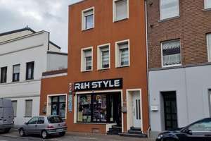 Zwei Wohneinheiten in ruhiger Lage von Düren-Birkesdorf - Haus + Apartment mit Garten