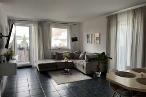2-Zimmer-Wohnung mit zwei Balkonen in der SG-Südstadt. – Die vollständige Adresse der Immobilie erhältst du vom Anbieter., 42659 Solingen-Mitte, Solingen – Vorschaubild 1