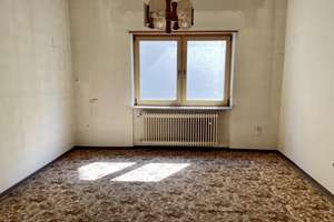 Großzügiges Ein- bis Zweifamilienhaus - bauen in zweiter Reihe möglich! – Die vollständige Adresse der Immobilie erhältst du vom Anbieter., 76744 Wörth am Rhein – Vorschaubild 8