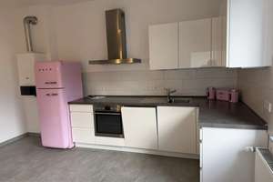 Helle Altbauwohnug in bester Lage  – Quirinstrasse 12, 40545 Oberkassel, Düsseldorf – Vorschaubild 2