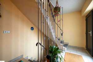 Top Zweifamilienhaus mit Balkon und Garten – Neunkirchen (Kreis) – Vorschaubild 14