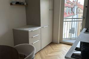 Modernes Wohlfühl-Zuhause: Stilvolle 2-Zimmer-Wohnung mit Süd-Balkon und kompletter Einrichtung – Die vollständige Adresse der Immobilie erhältst du vom Anbieter., 90408 Uhlandstraße, Nürnberg – Vorschaubild 2