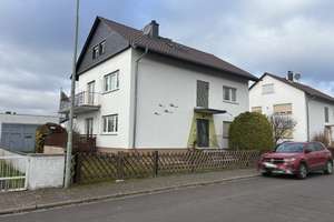 Großzügiges 3 Familienhaus in Limeshain Rommelhausen – Die vollständige Adresse der Immobilie erhältst du vom Anbieter., 63694 Limeshain – Vorschaubild 2