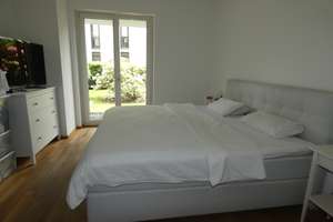 Exklusive, großzügige 3-Zimmer-Wohnung mit großem Garten in D-Oberkassel – Greifweg 152, 40549 Oberkassel, Düsseldorf – Vorschaubild 8