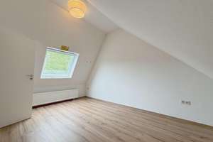Vermietetes Reihenendhaus mit Garten, Küche und Garage in Bremen-Mahndorf – Die vollständige Adresse der Immobilie erhältst du vom Anbieter., 28307 Mahndorf, Bremen – Vorschaubild 29