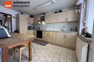Wohnen mit Komfort: Großzügiges Haus mit Garten und viel Stauraum – Zollernalbkreis – Vorschaubild 4