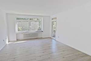 Geräumige 3-Zimmer-Wohnung mit BALKON in ruhiger Wohnlage