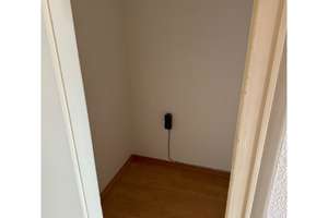 Modernes 1-Zimmer-Apartment mit Einbauküche in zentraler Top-Lage – Die vollständige Adresse der Immobilie erhältst du vom Anbieter., 42651 Solingen-Mitte, Solingen – Vorschaubild 4