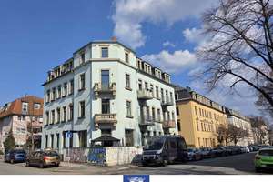 Helle 2-Zimmer-Wohnung mit Balkon mit grüner Aussicht als attraktive Anlage