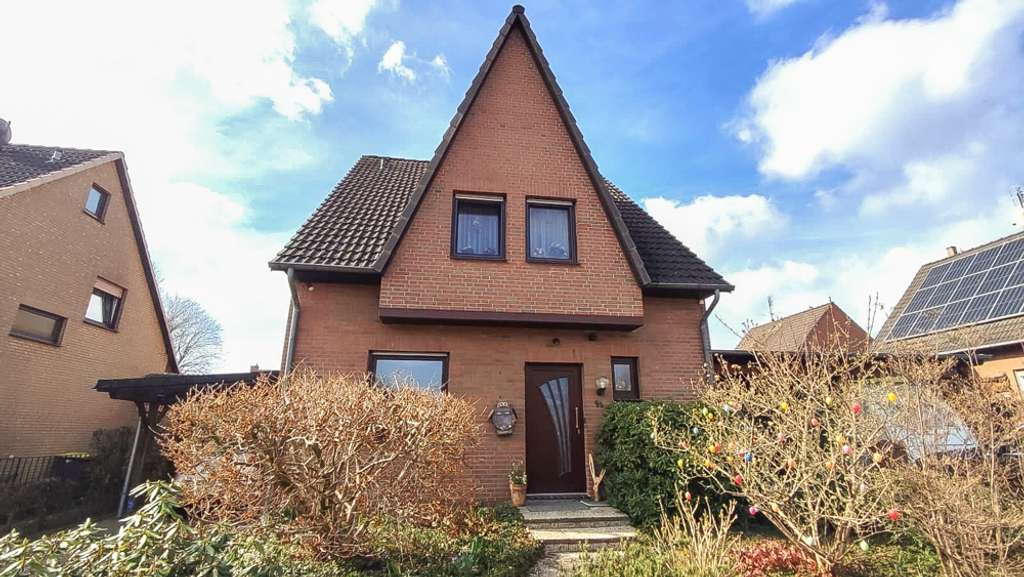 Immobilie in Schwaförden - Schönes Einfamilienhaus mit überdachter Terrasse und Garage in Schwaförden zu verkaufen - Bild 0