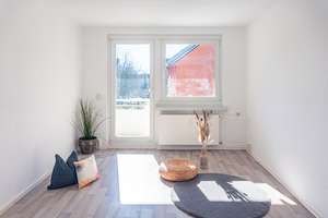 Lichtdurchflutete 3-Raum-Wohnung auf dem Kaßberg – Weststr. 125, 9116 Altendorf, Chemnitz – Vorschaubild 2