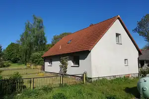 Natur pur – Einfamilienhaus mit großem Grundstück und Seenähe – Mecklenburg-Strelitz (Kreis) – Vorschaubild 5
