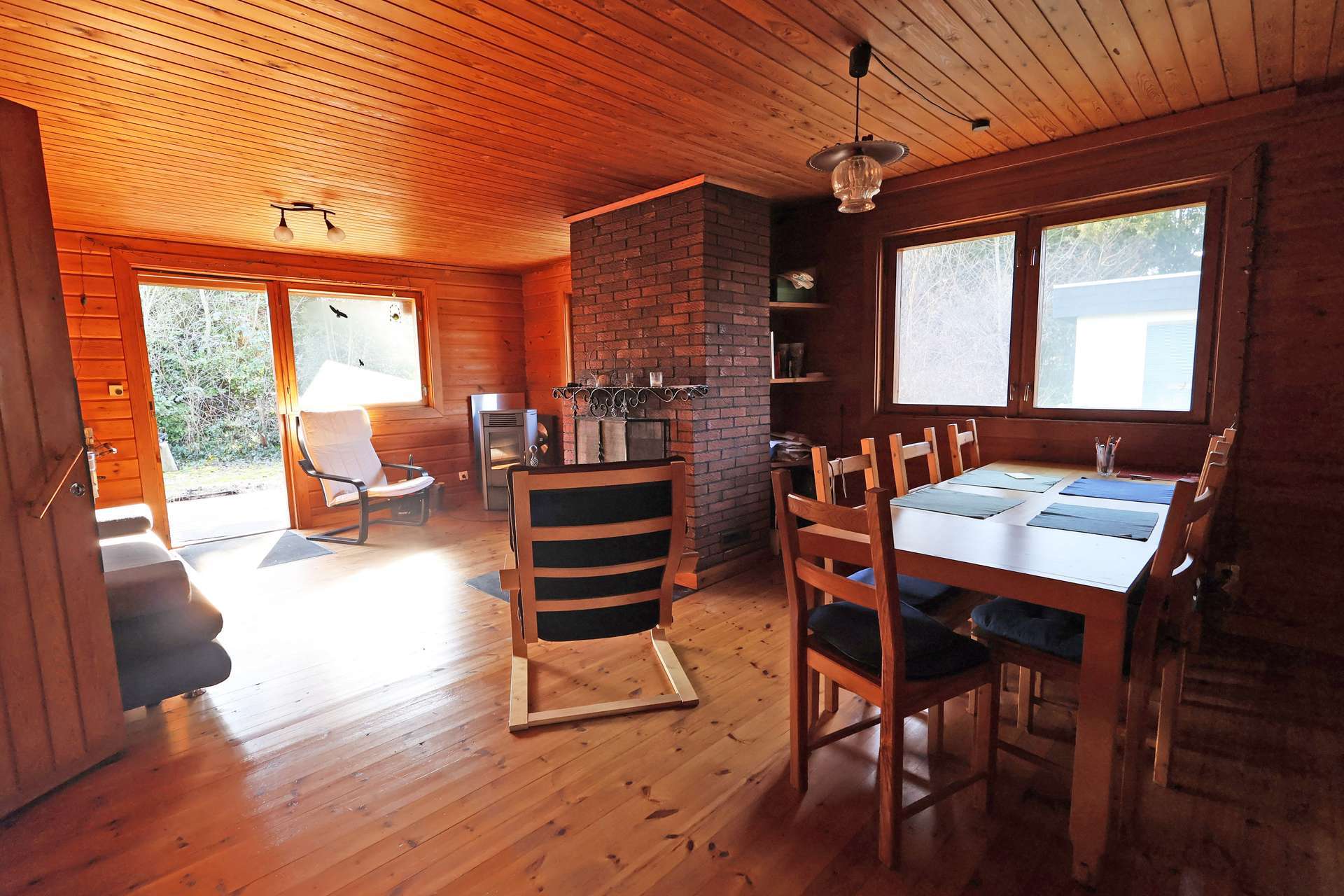 Immobilie in Rehburg-Loccum - Gemütliches Wochenendhaus auf großem Eigentumsgrundstück zwischen Mardorf und Rehburg - Bild 1